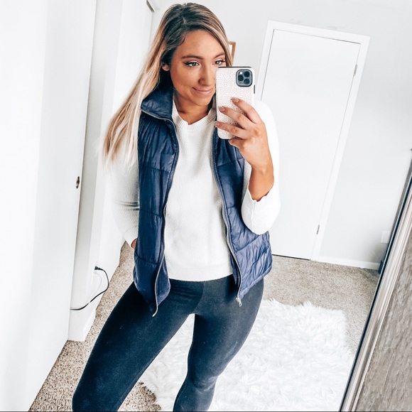 Old Navy Jackets & Blazers - Old navy puffer vest